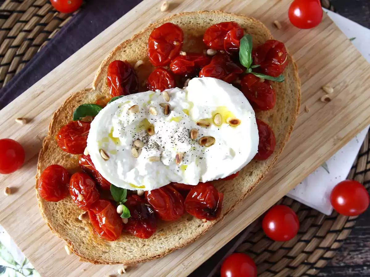 Puglia, İtalya kökenli Burrata