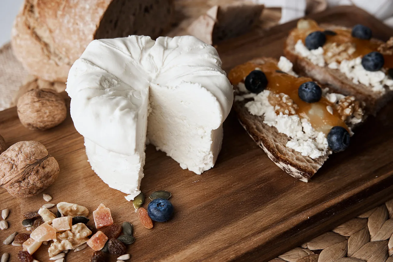 Queijo Cebreiro, a cheese from Galicia (Pedrafita do Cebreiro, Lugo), Spain